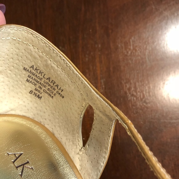 Anne Klein Akklarah heels. Size 8.5 - Picture 4 of 7